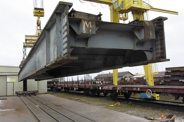 Amortisseurs Dynamiques Accordés de tabliers auxiliaires pour la SNCF Amortisseurs Dynamiques Accordés de tabliers auxiliaires pour la SNCF