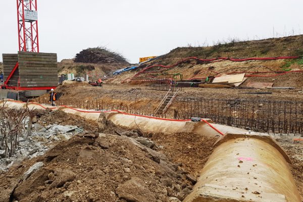 Surveillance - Conduite Eau De Paris à Orly Surveillance - Conduite Eau De Paris à Orly