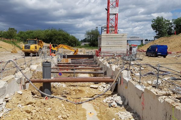 Surveillance - Travaux autour de la conduite Eau De Paris Surveillance - Travaux autour de la conduite Eau De Paris
